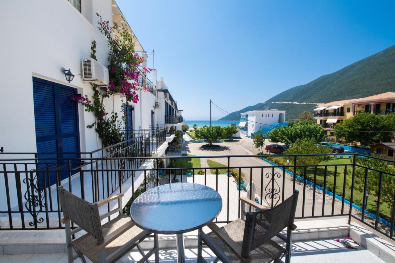 Surf Hotel Vasiliki  Bagian luar foto