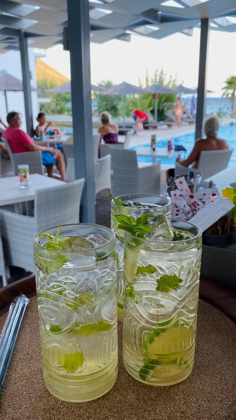 Surf Hotel Vasiliki  Bagian luar foto